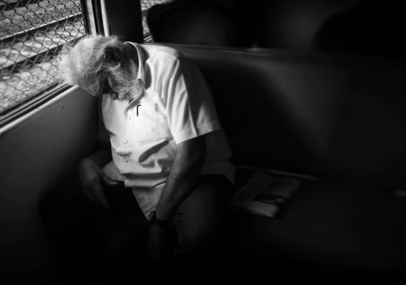 Mumbai Local Trains – A Parallel Universe!