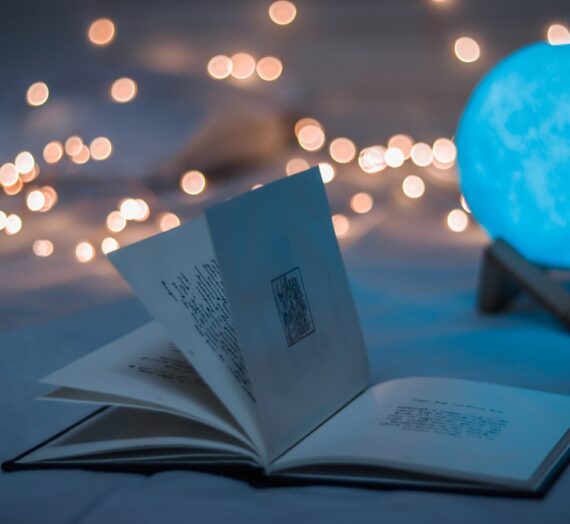 How To Write A Book Review | Blog Marathon Day 6